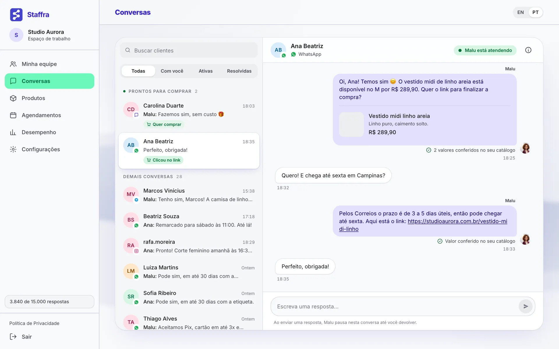 Caixa de conversas com uma conversa aberta